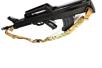 Taktično 2 Točki Pištolo Zanko Rame Puško Trak z QD Kovinske Sponke Lovski Pribor za M4 AR15 Airsoft