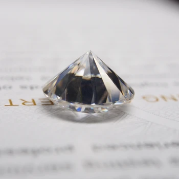 7.5 mm DEF Okrogle Bele MoissaniteSynthetic Moissanite Diamond 1.5 karat moissanite kamna