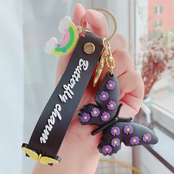 Risanka Silikonski Daisy Metulj Tipko Chaisn Anime Živali Keychain za Ženske Vrečko obesek za ključe, Okrasek Dekleta Ključnih Verige Darila