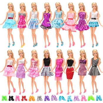 22 postavke/Set Otroci Igrače Pripomoček =12 lutka Obleko naključno+10 Čevlji Princesa Naša generacija punčko Oblačila Pribor Za Barbie Darilo