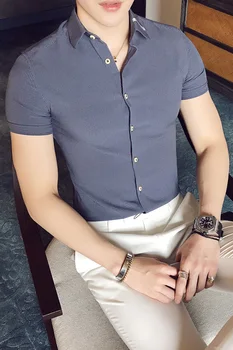 2018 poletje majica moška kratka sleeved Slim-brezplačno korejska mladinska trend poslovanja lep prugasta divje rokavi moški