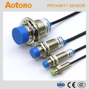 Kapacitivni senzor bližine M30 CR30-15DP PNP optični dotik