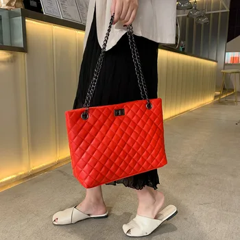 Luksuzno blagovno znamko ženske torbe 2020 pozimi novo-ramo diagonalno vrečko zaklepanje rhombic verige velika torba, velika zmogljivost osebnost