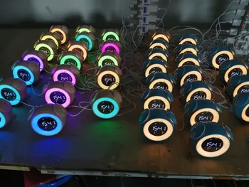 LED Wake-up Svetlobe, Digitalna Ura, Alarm Inteligentni namizne Svetilke Multi-mode Zbudi Otroka za Spalnico Doma Dekoracijo Noč Svetlobe
