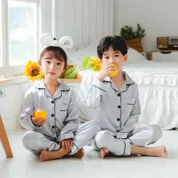 2020Spring Dolg Rokav Otroci Pižame Nastavite Udobno Svile Otroci Homewear Poletje Dekleta Soild Sleepwear Unisex Saten Pižame Set