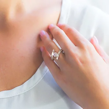 Vroče Prodaje Big Cirkon Kamen Srebrne Barve Obroči za Ženske Poroko Udejstvovanje Obroči Modni Nakit 2019