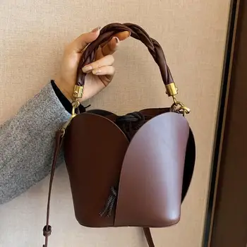 Vezavi Tote Vedro vreča 2021 Moda Novih kakovostnih PU Usnja Ženske Oblikovalec Torbici Visoka zmogljivost Ramenski Messenger Bag
